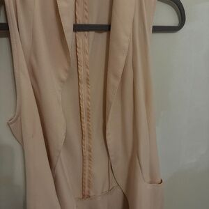 Dynamite light pink vest